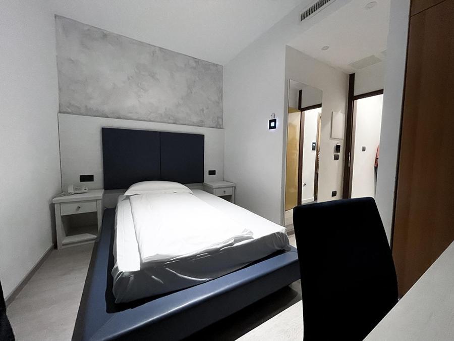 Hotel De Nac Торболе Экстерьер фото