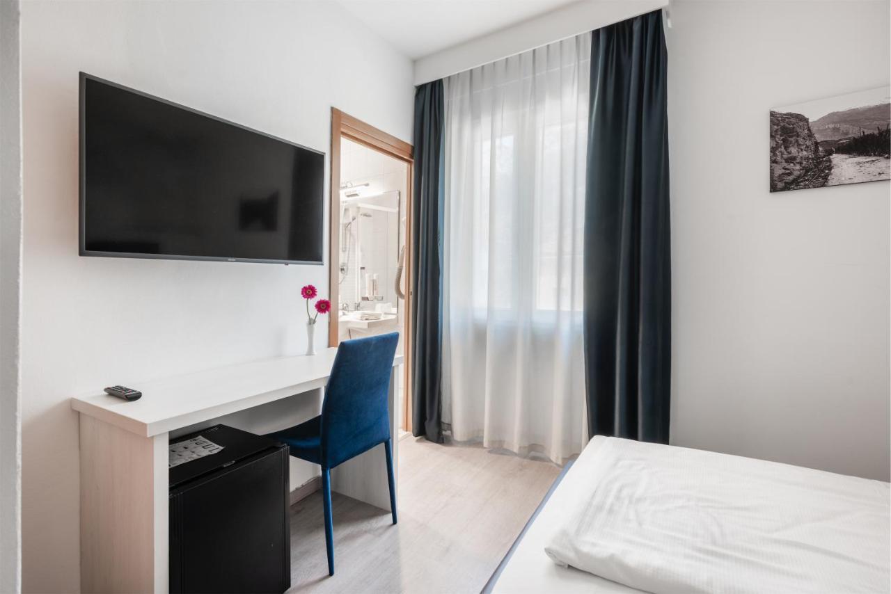 Hotel De Nac Торболе Экстерьер фото