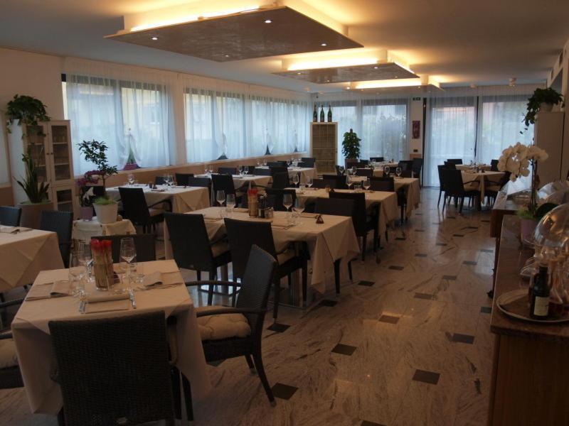 Hotel De Nac Торболе Экстерьер фото