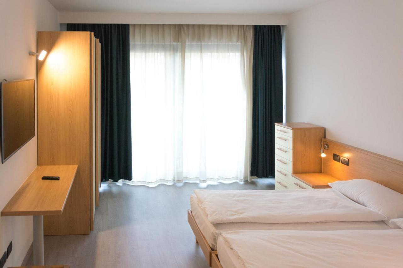 Hotel De Nac Торболе Экстерьер фото