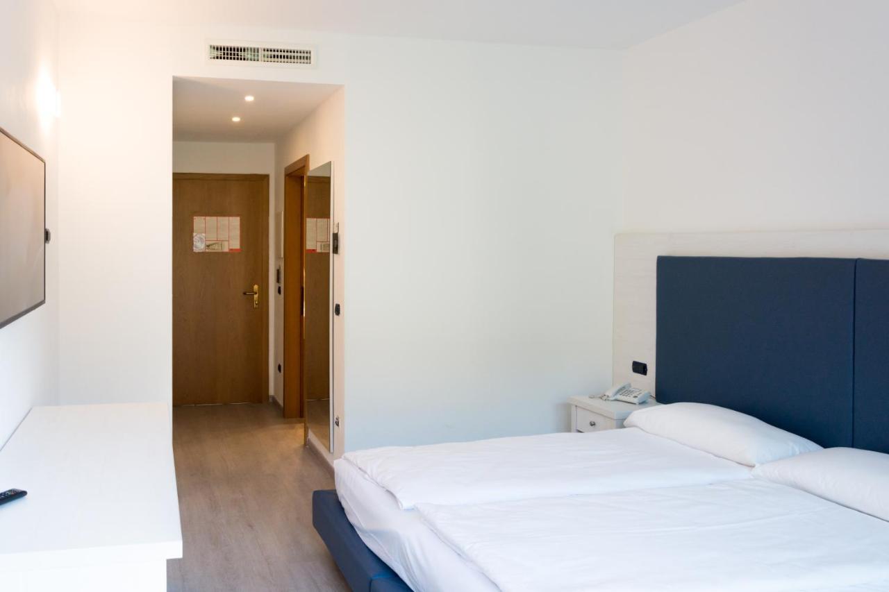 Hotel De Nac Торболе Экстерьер фото